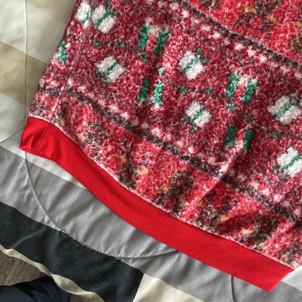Christmas themed ugly crew neck sweater 🎁 - Picture 13 of 17